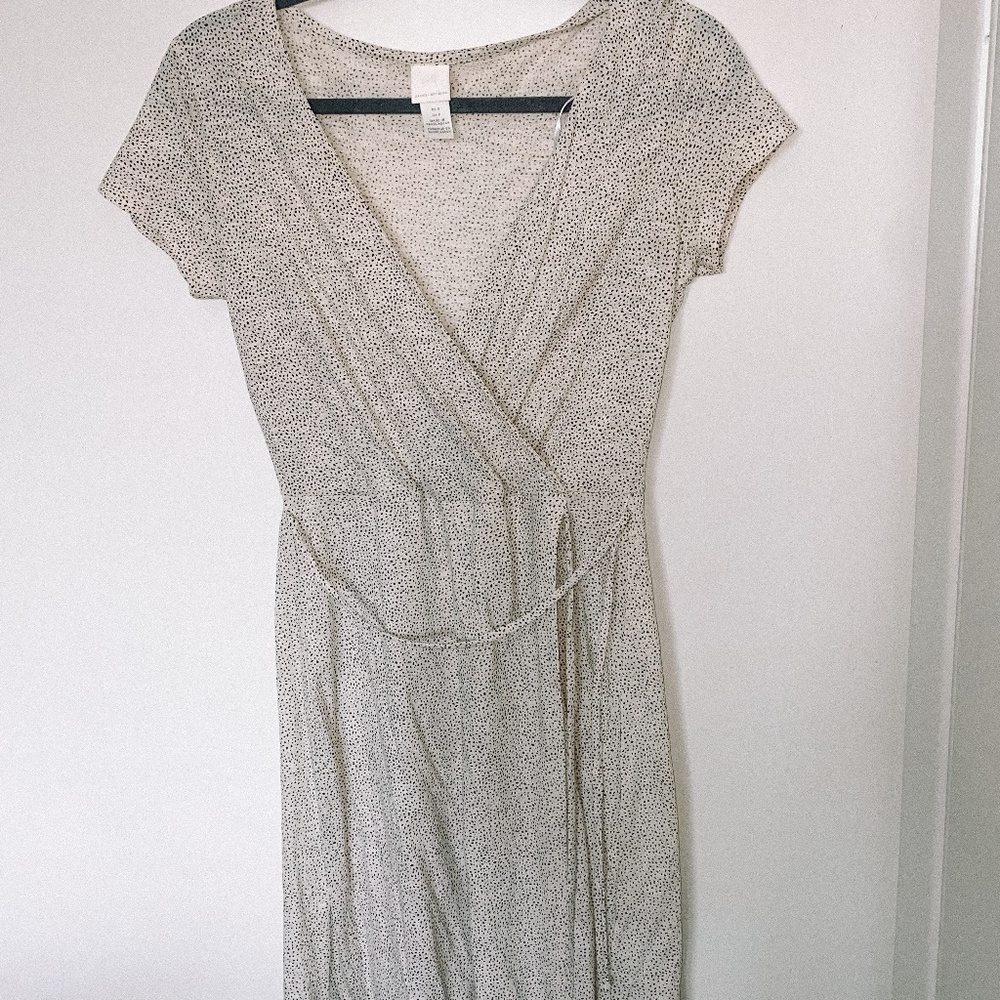 White, speckled dress.